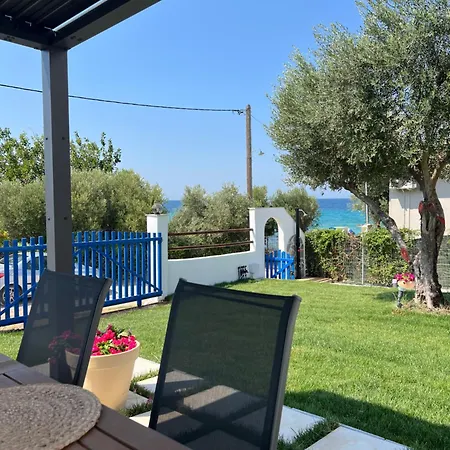Villa Blue Canvas Vergia
