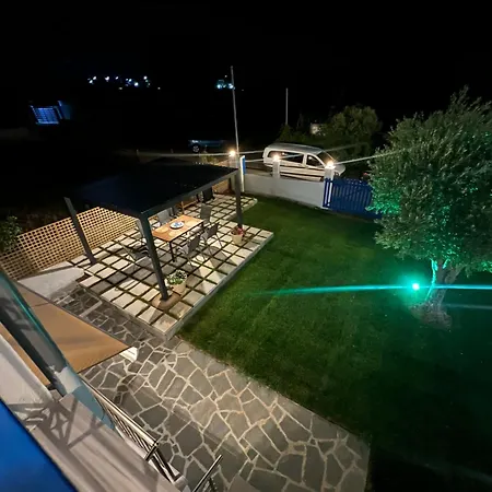 Blue Canvas Villa