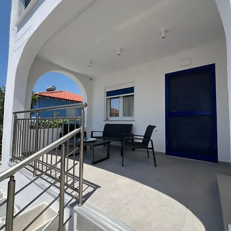 Blue Canvas Villa